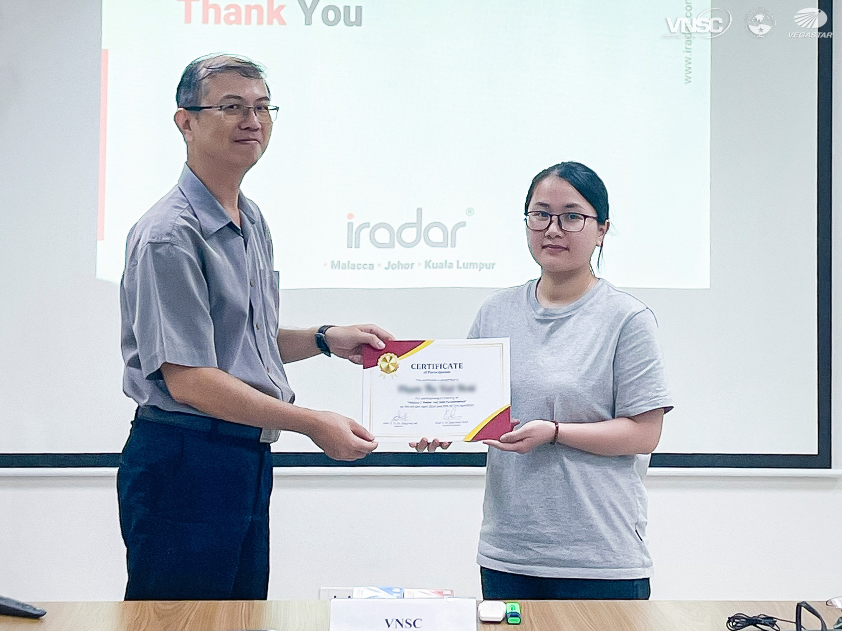 Đào tạo và chuyển giao công nghệ thiết kế và ứng dụng Radar khẩu độ tổng hợp SAR